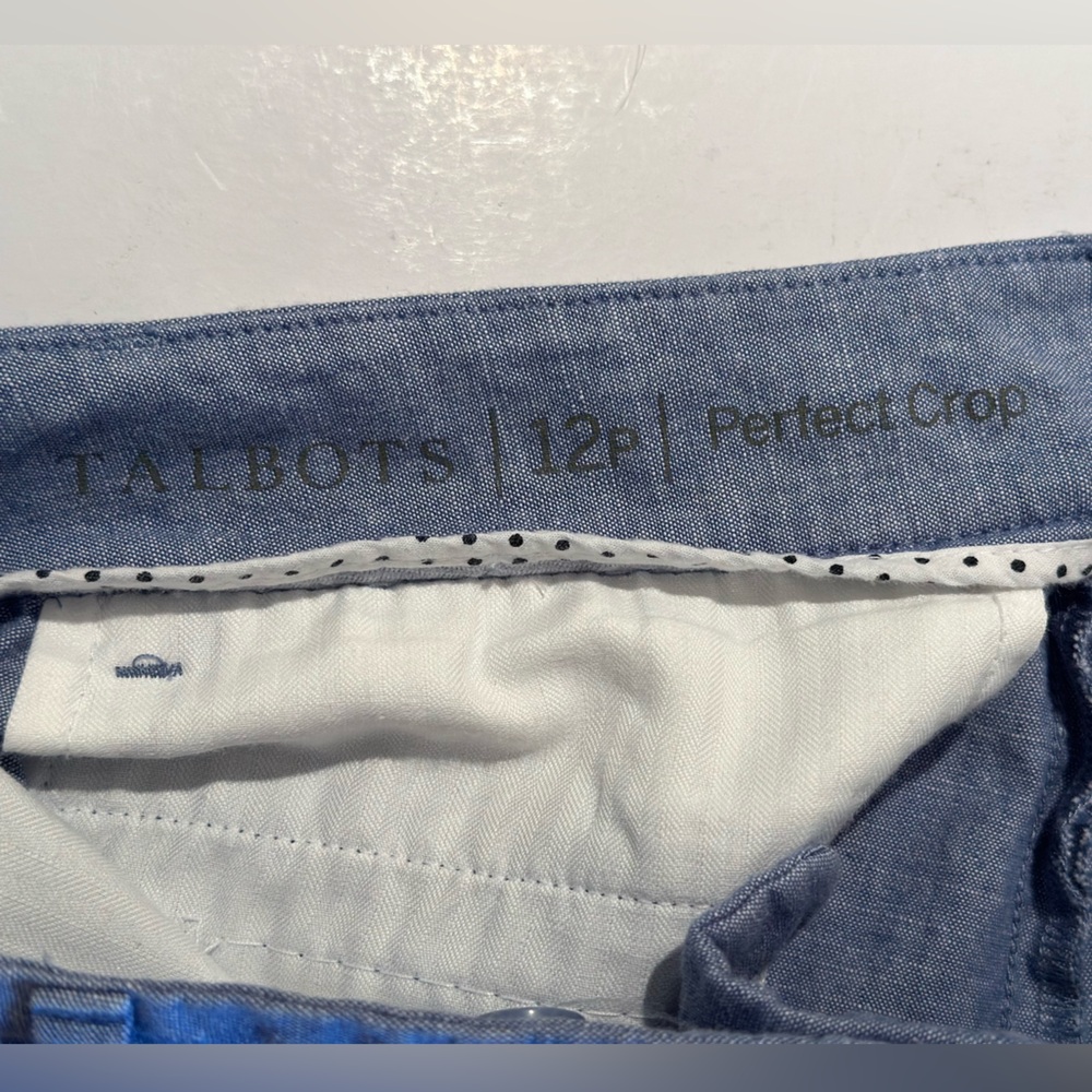 Talbots Light Blue Chambray Perfect Crop Pants 12p EUC - Picture 3 of 6